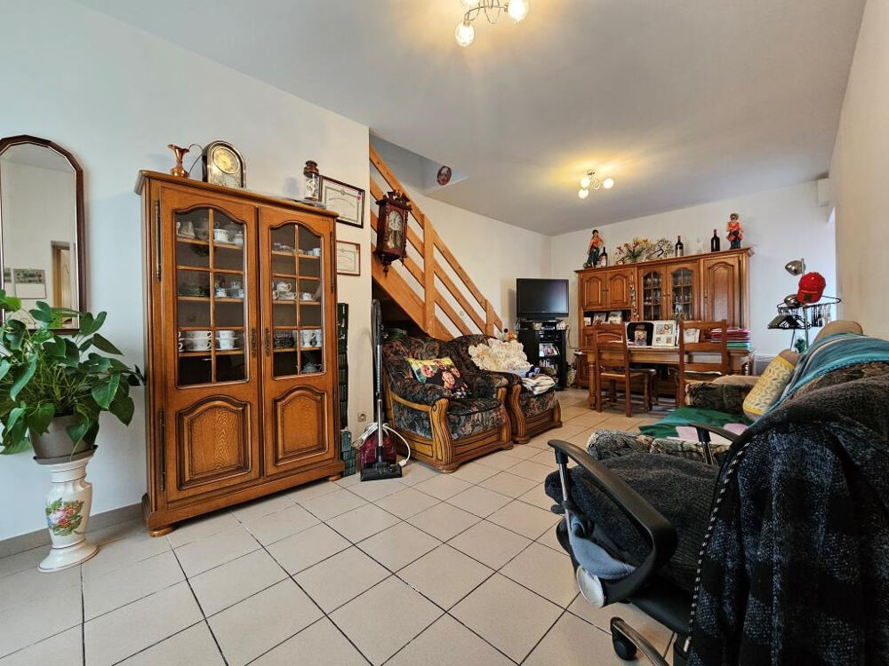 ENSEMBLE IMMOBILIER À PRIGNAC-ET-MARCAMPS