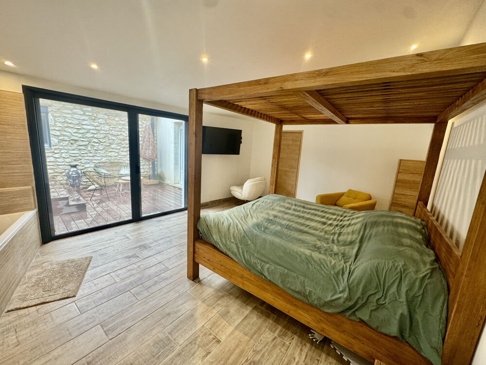  vendre  Maison Suze-la-Rousse (26790)