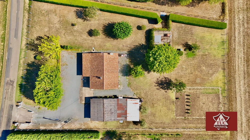 Vente Maison Maison de plain pied avec double garage et dépendance. Lacaussade