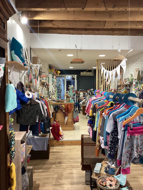 EXCLUSIVITE LE TUC MONTBRISON Centre ville MONTBRISON MURS COMMERCIAUX RARE A LA VENTE 145000 42600 Montbrison