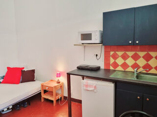  Immeuble à vendre 14 pièces 250 m²