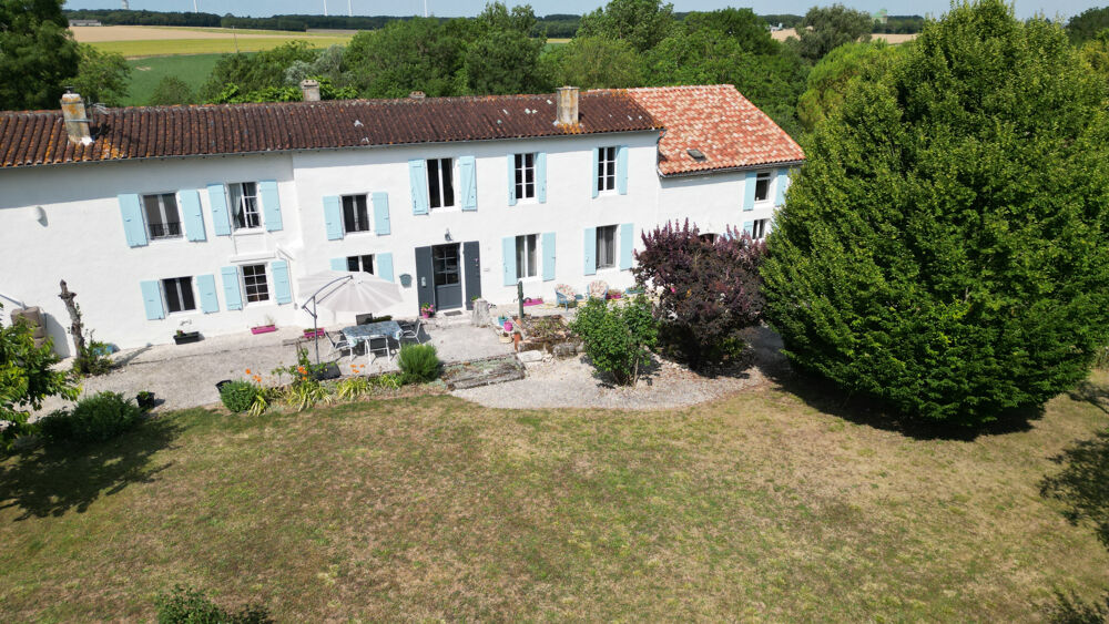 Vente Maison Jolie maison charentaise de caractère Bignay