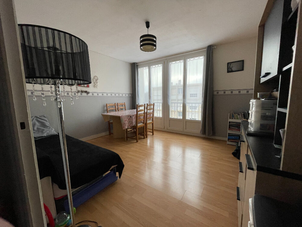 Vente Appartement TRES BEL APPARTEMENT DE 66 M2 REFAIT A NEUF SITUE AU 4ème ETAGE D'UN IMMEUBLE DE STANDING Beauvais