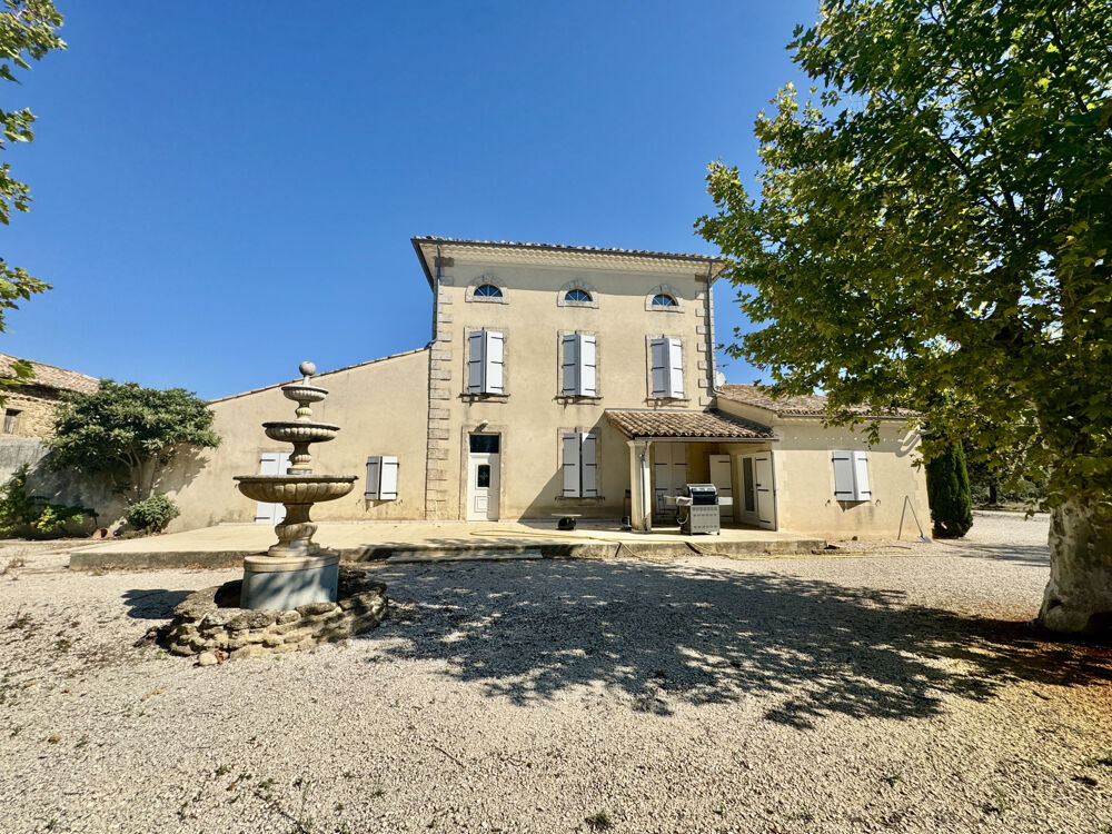 Maison 11 pièces 232 m² · à Ste Cecile les Vignes · 232 m² · 899 000 €
