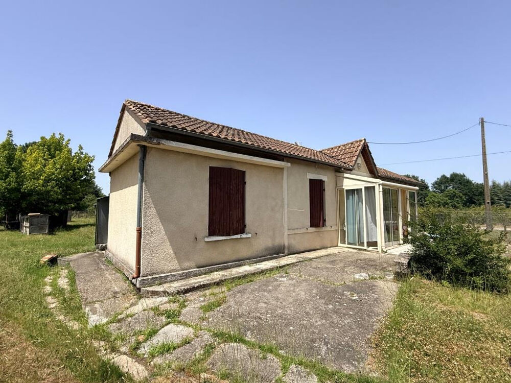 ST YZAN de SOUDIAC MAISON A RENOVER