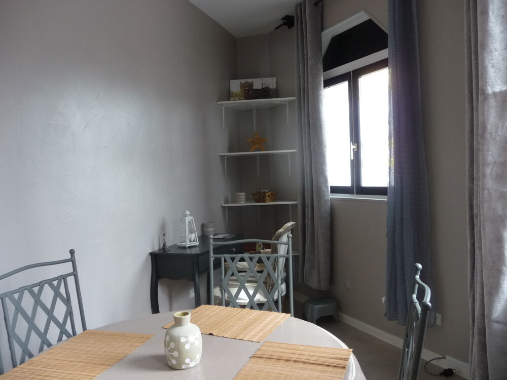 Location Appartement MONTROND LES BAINS PROCHE GARE APPARTEMENT MEUBLE AVEC CAVE Montrond les bains