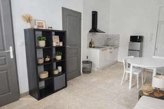  Appartement � louer 1 pi�ce 18 m� Bagnols sur ceze