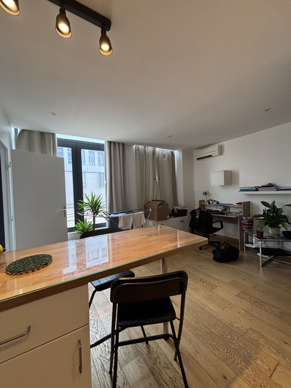 Vente Appartement DIJON rue Arquebuse ,proche de la gare et centre ville :Appartement rénové de 60m2 Dijon
