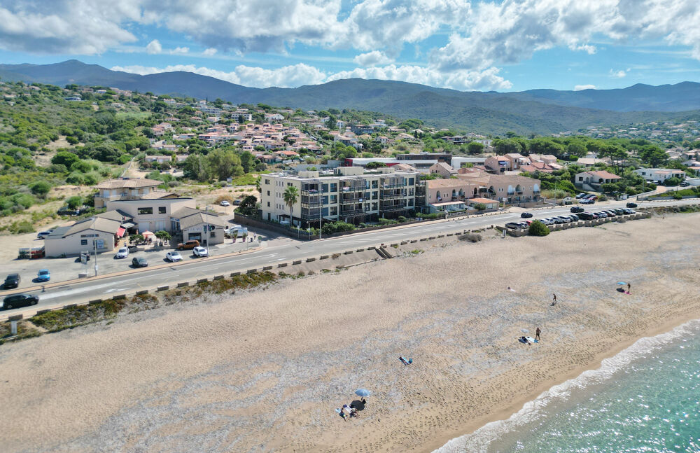 RIVE SUD Agosta Plage - Superbe T3 traversant vue mer + Garage