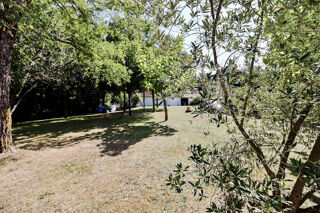  Maison à vendre 11 pièces 251 m²
