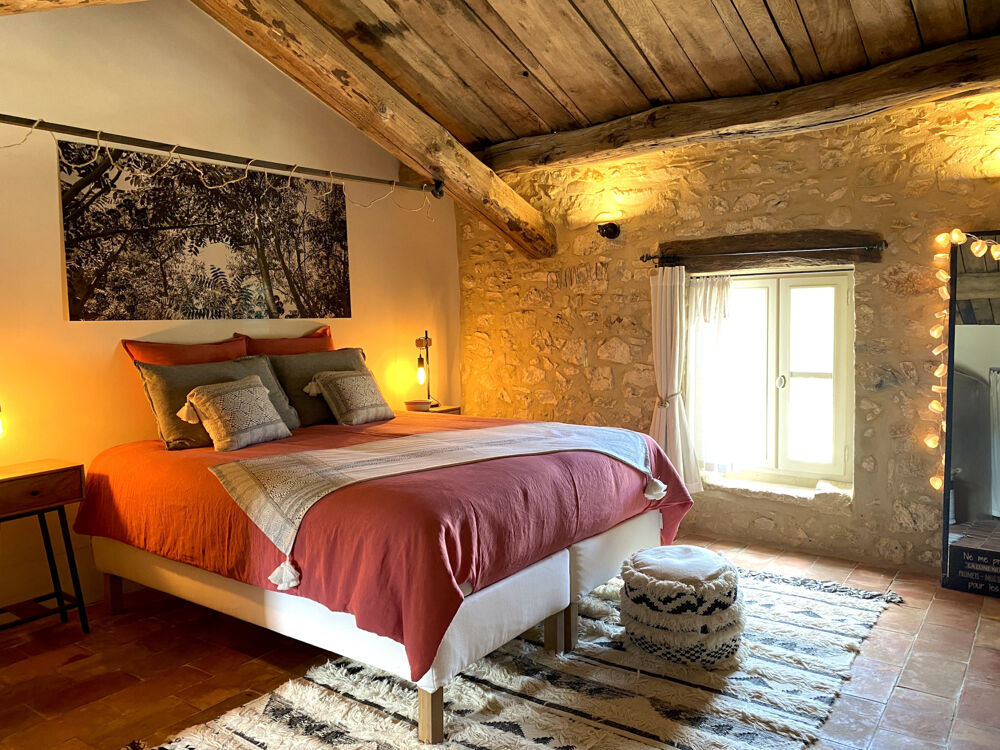  vendre  Maison Uzs (30700)