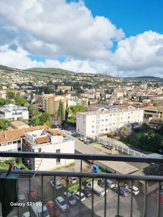  Appartement � vendre 5 pi�ces 86 m�