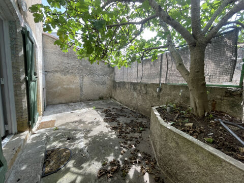   Charmante maison de village avec cour   75 m2   � personnaliser selon vos envies ! Maison - 4 pi�ce(s) - 74 m�