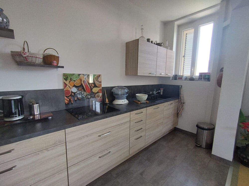 Vente Appartement Haut de villa rénové avec deux logements et terrain   Village de montagne corse Olmiccia