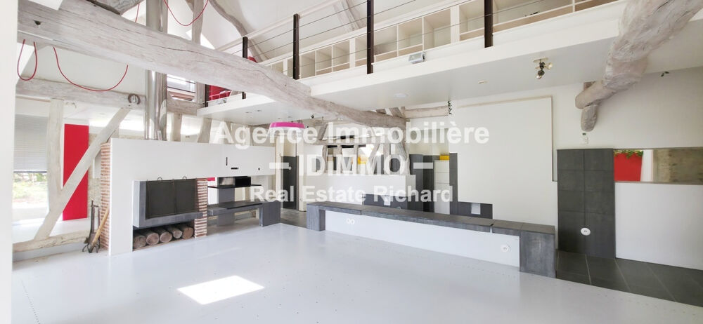 EN EXCLUSIVITÉ VÉRITABLE BIJOU AU STYLE MAISON D'ARCHITECTE 202 m2 habitables à CHAPELON 45270