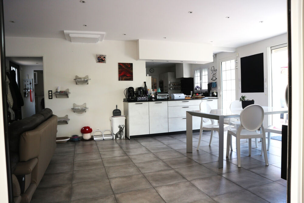 à vendre  Maison La Rochelle (17000)