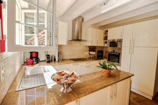  Maison à vendre 11 pièces 251 m²
