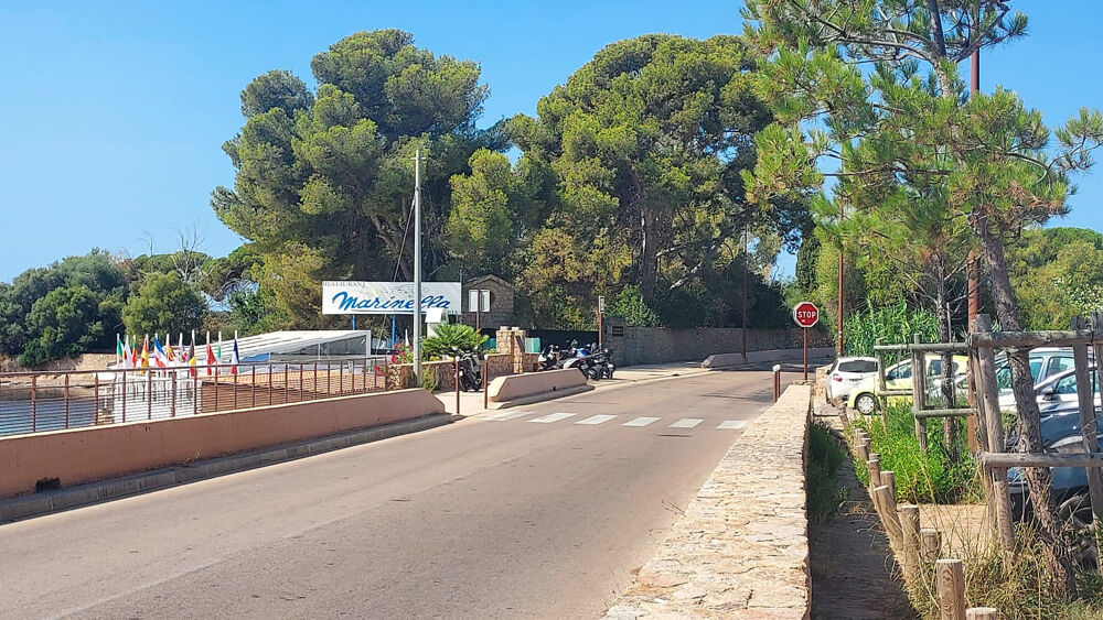 Route des Sanguinaires T3 Récent de 80m2 avec jardin bord de mer