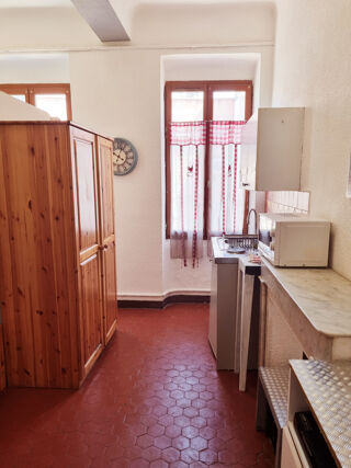  Immeuble à vendre 14 pièces 250 m²