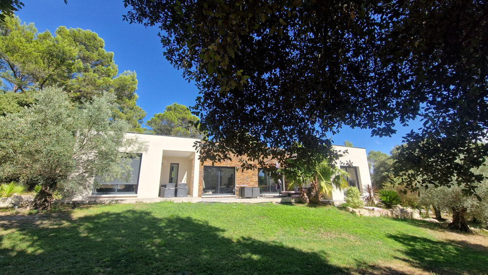 villa 122 m2 habitables sur 2362 m2 de terrain 84500 bollene