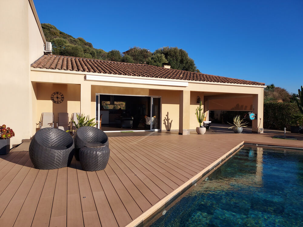 Vente Maison AFA Villa de prestige avec piscine  T5 de  270m2 vue mer Afa