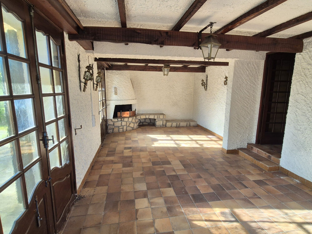 Maison secteur calme 174 m2 terrain 901 m2