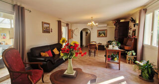  Maison  vendre 6 pices 193 m