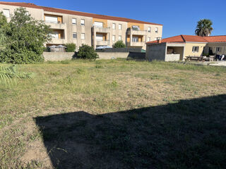  Terrain à vendre 923 m²