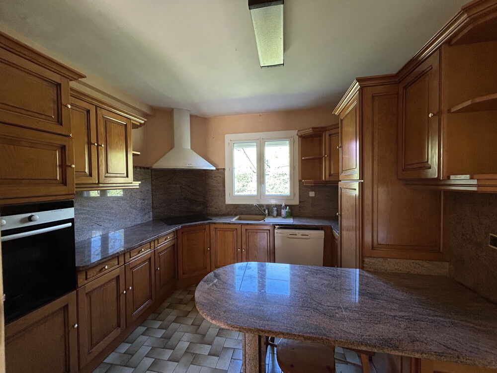 Vente Maison Quartier calme : Villa plain pied spacieuse 5 chambres avec jardin à Bram Bram