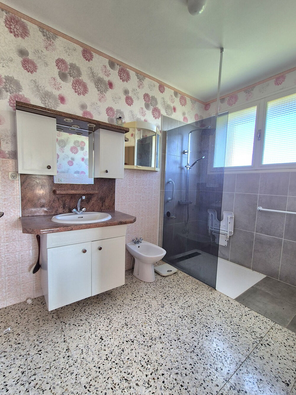 Vente Maison Maison type 6 terrain 1777 m2 St privat des vieux