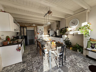  Maison � vendre 6 pi�ces 134 m� Meursac