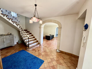  Maison � vendre 8 pi�ces 230 m�