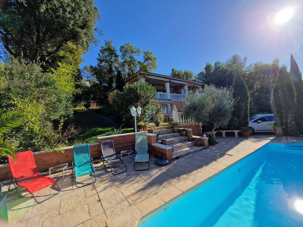 Maison avec vue dominante au calme