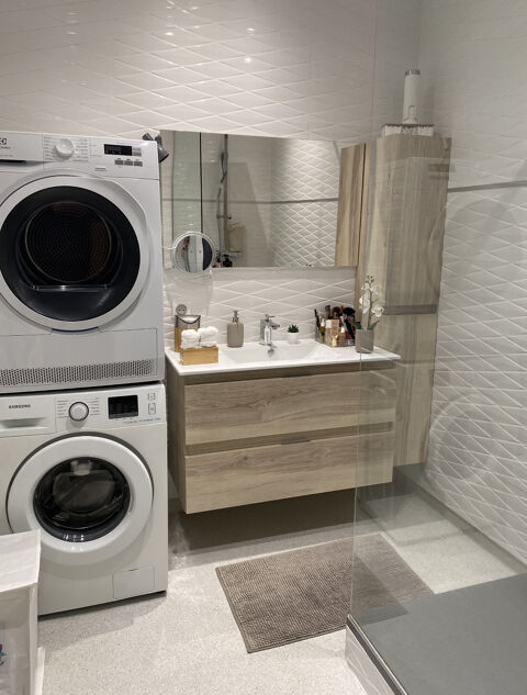  Appartement  louer 5 pices 182 m