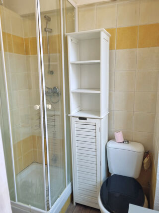  Immeuble � vendre 14 pi�ces 250 m�