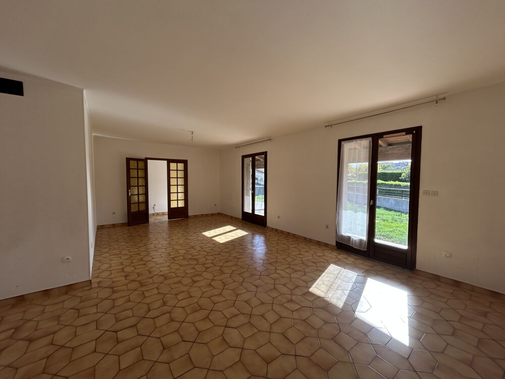 Vente Maison Villa de plain pied avec jardin et garage Villesiscle