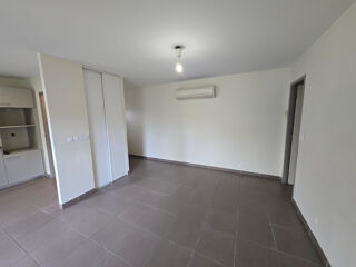  Appartement à louer 3 pièces 70 m²