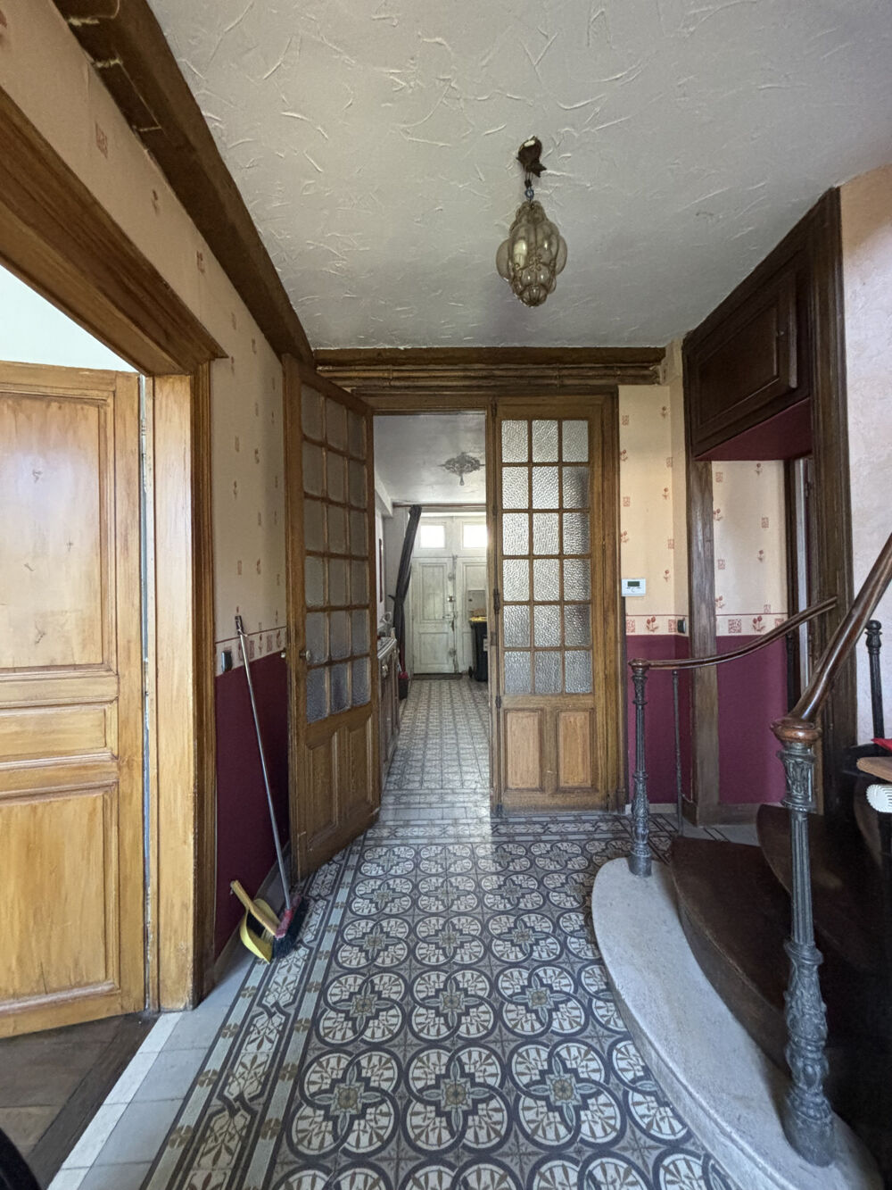 Vente Maison Belle propriété de 322 m2 du XIX è siècle au centre ville de CHATILLON SUR SEINE avec garage , terrain de 1000 Chatillon sur seine