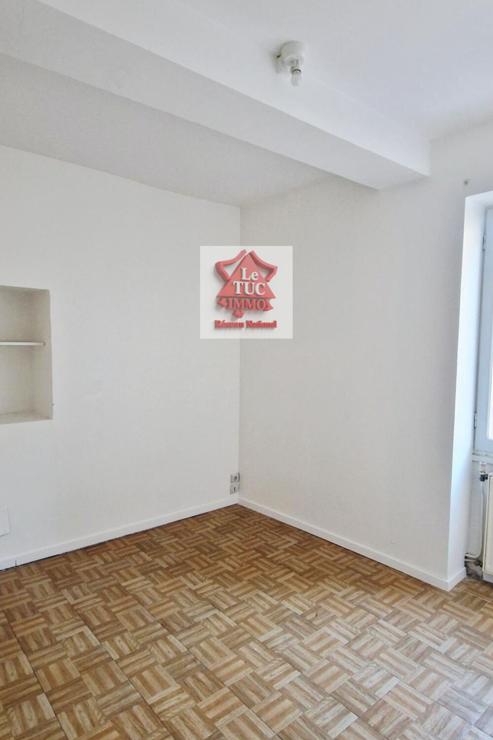maison 2 chambres 1 bureau 26700 pierrelatte