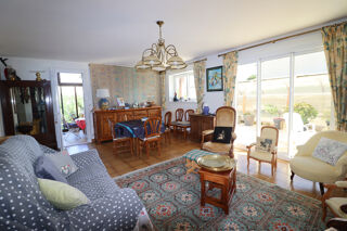  Maison à vendre 12 pièces 220 m²