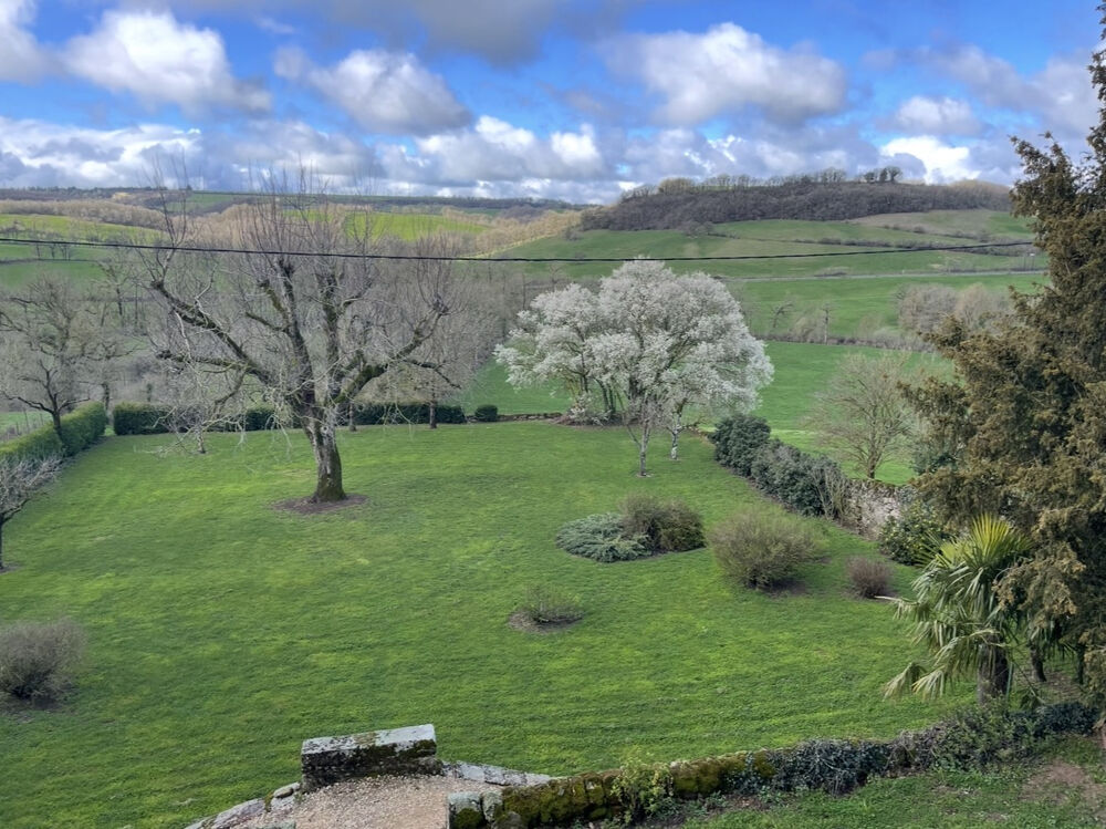 Vente Maison Maison de caractère 180 m2 à 10 MINUTES DE RODEZ Rodez