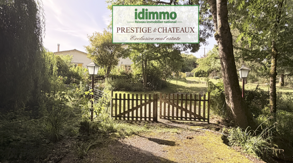 Maison charentaise au coeur de la nature