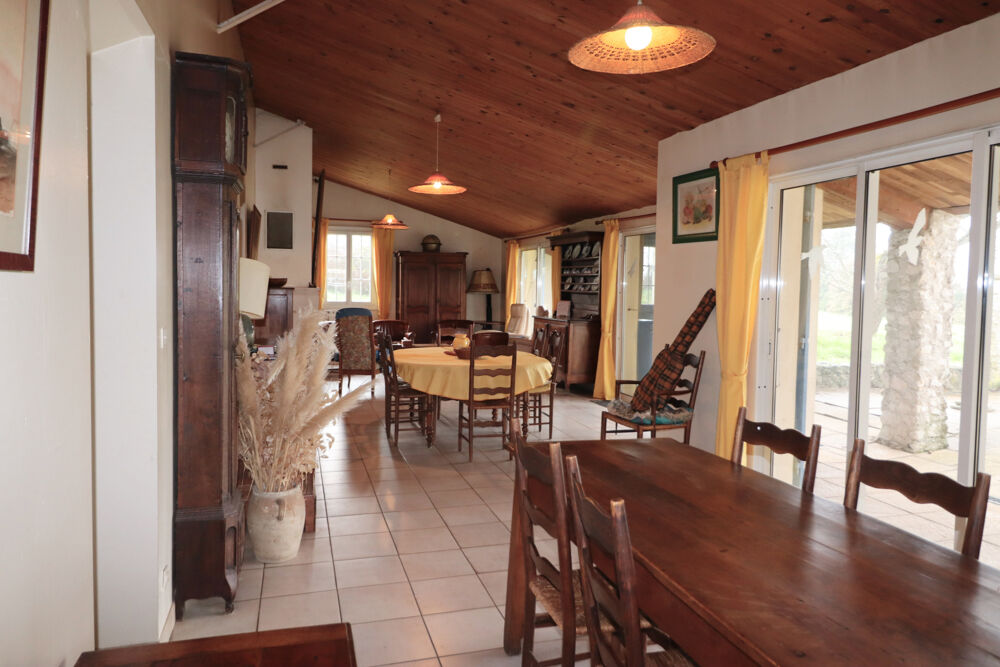 Maison 353 m2 sur terrain 4200 m2