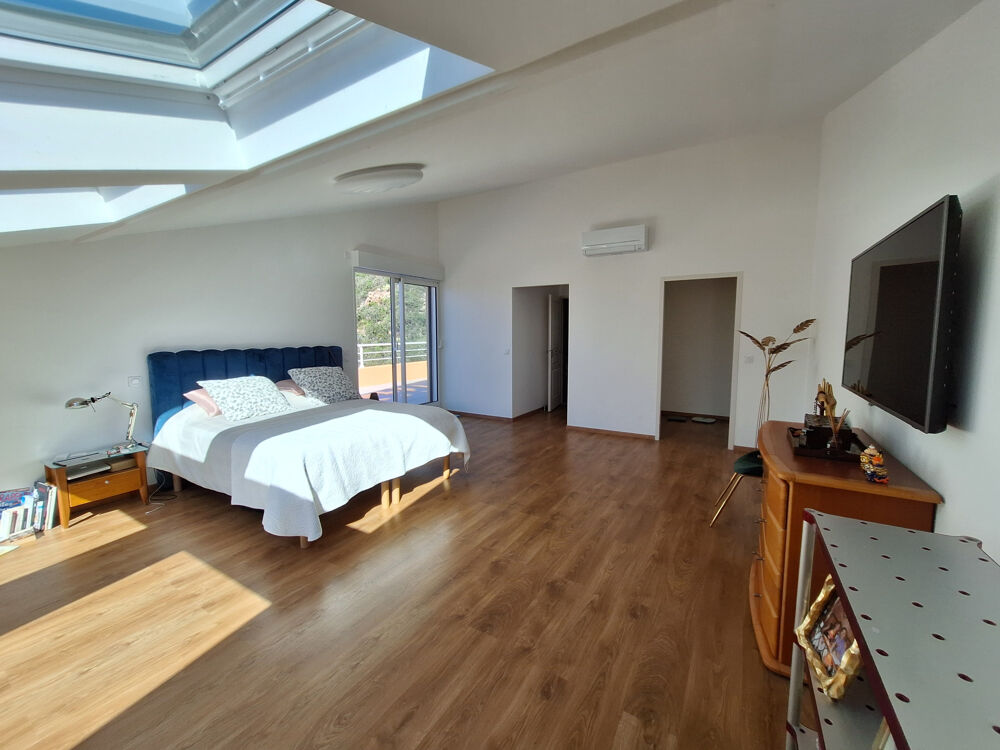 Ajaccio Sanginaires magnifique duplex récent de 180m2 avec vue panoramique
