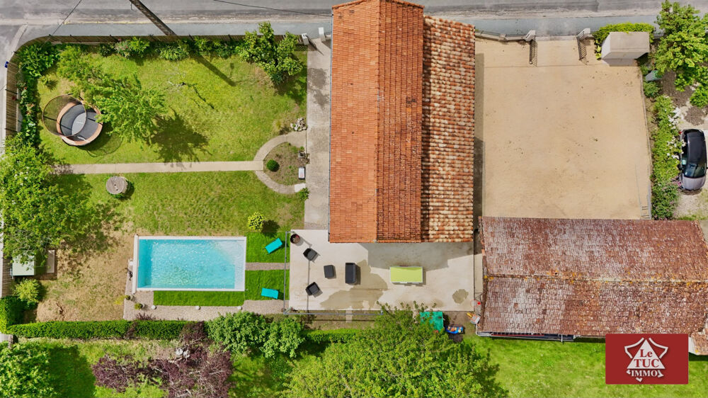 Maison rénovée avec piscine et Grangette