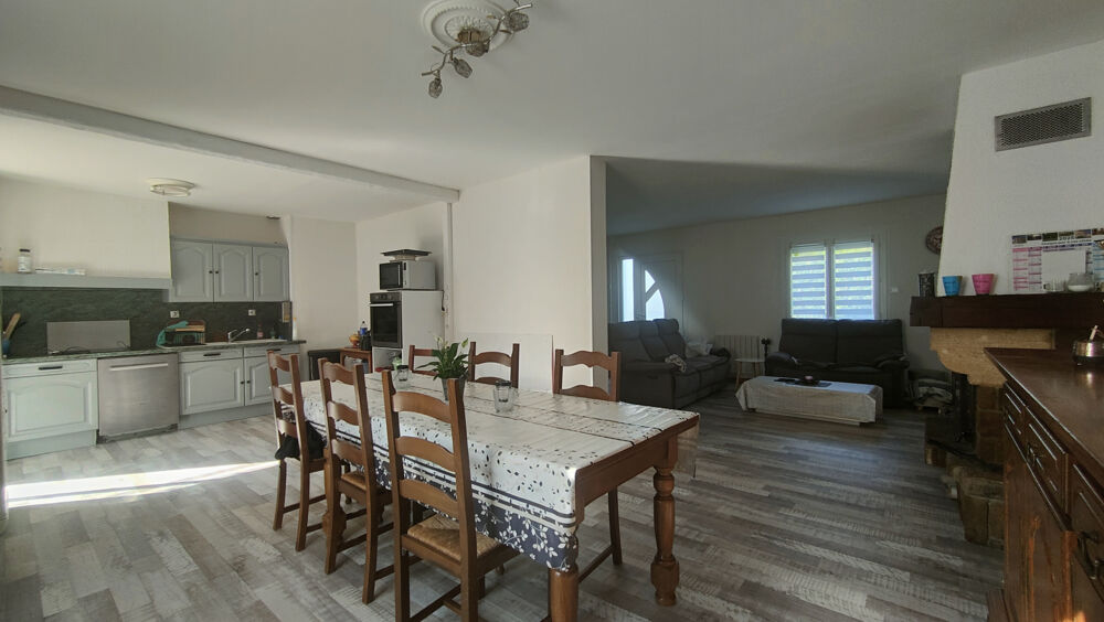 A 20 MN DE GISORS, MAISON RENOVEE DE 150 M2 HAB SUR 800 M2 DE TERRAIN CLOS AU CALME AVEC GARAGE ET SOUS SOL