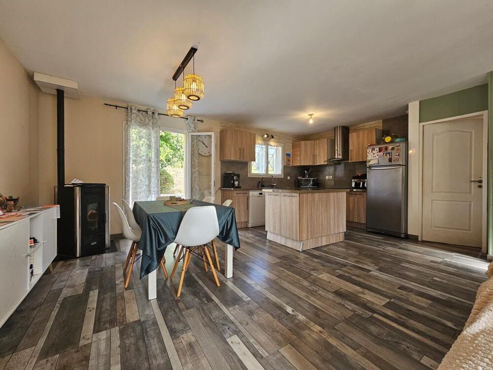 Maison contemporaine de 105 m2 4 chambres sans vis-à-vis - SAINT-YZAN-DE-SOUDIAC (33920)