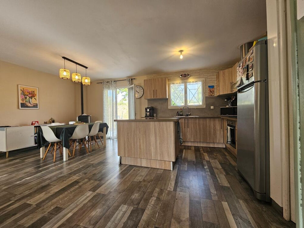 Maison contemporaine de 105 m2 4 chambres sans vis-à-vis - SAINT-YZAN-DE-SOUDIAC (33920)