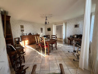  Maison � vendre 7 pi�ces 230 m�