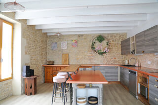  Propri�t�/ch�teau � vendre 5 pi�ces 210 m�